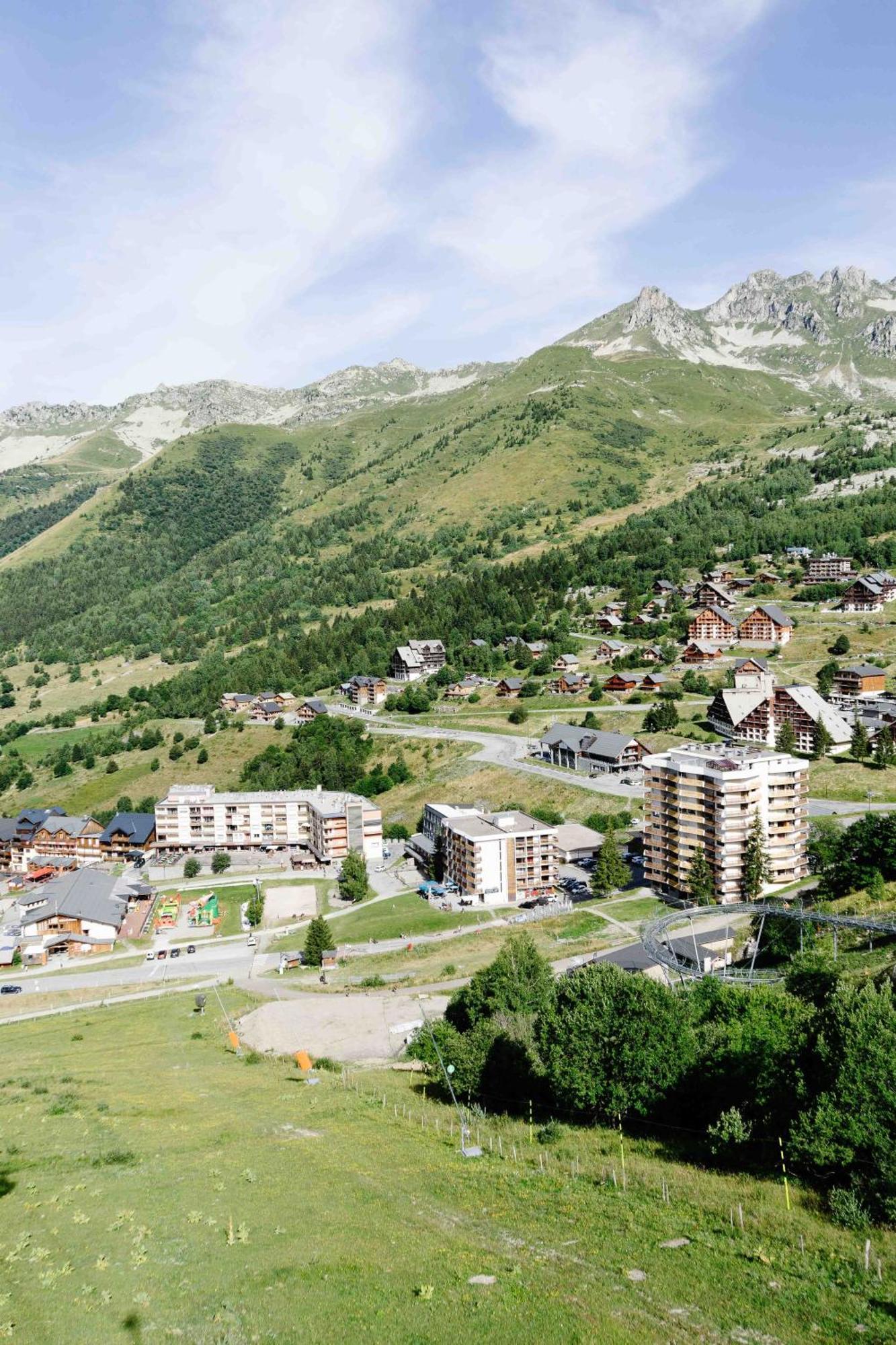 Résidence Routes du Monde ATC Saint-François-Longchamp Exterior foto